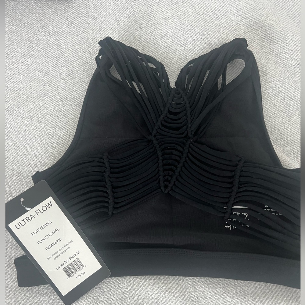 Vie Active Ultra-Flow Lacey Black Sports Bra - size M - new with tags